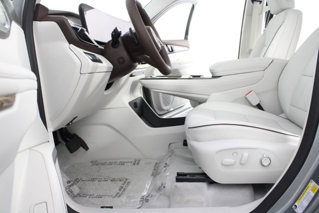 New 2026 Buick Enclave Avenir image 19