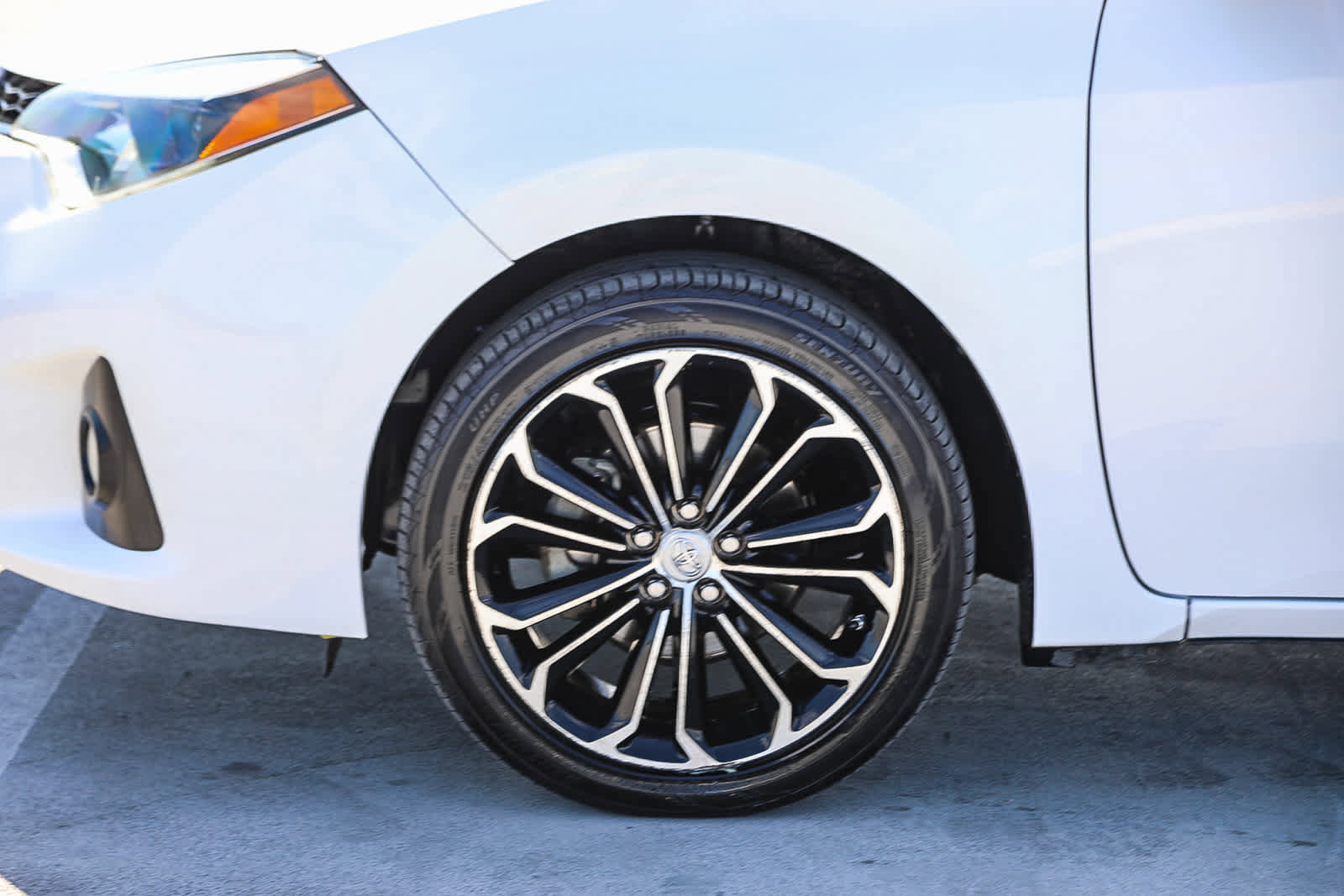 Used 2014 Toyota Corolla S FWD image 10