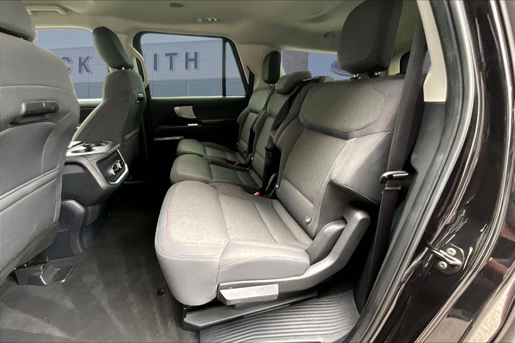 Used 2025 Ford Expedition Max Active RWD image 22