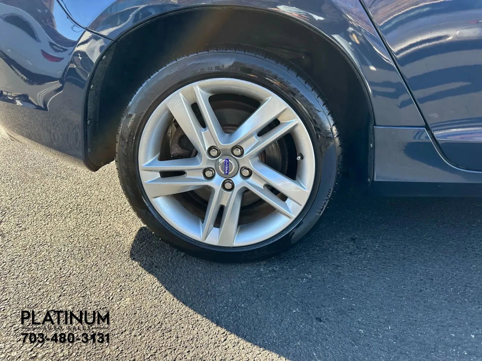 Used 2015 Volvo V60 T5 Premier image 16