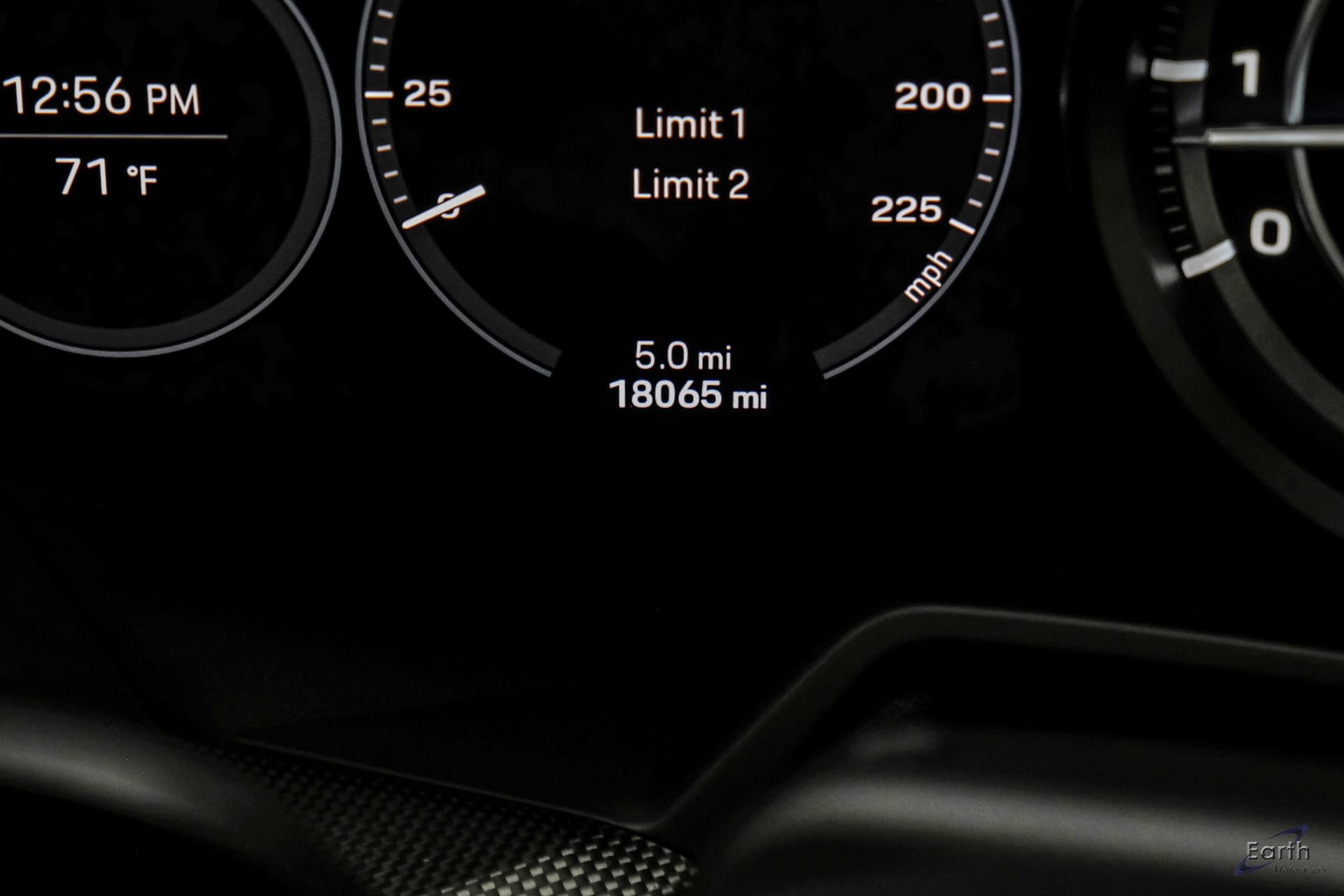 Used 2021 Porsche 911 Turbo image 79