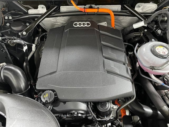 Used 2024 Audi Q5 e Prestige w/ Prestige Package AWD/4WD image 25