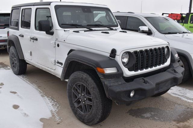 Used 2024 Jeep Wrangler Sport S image 3