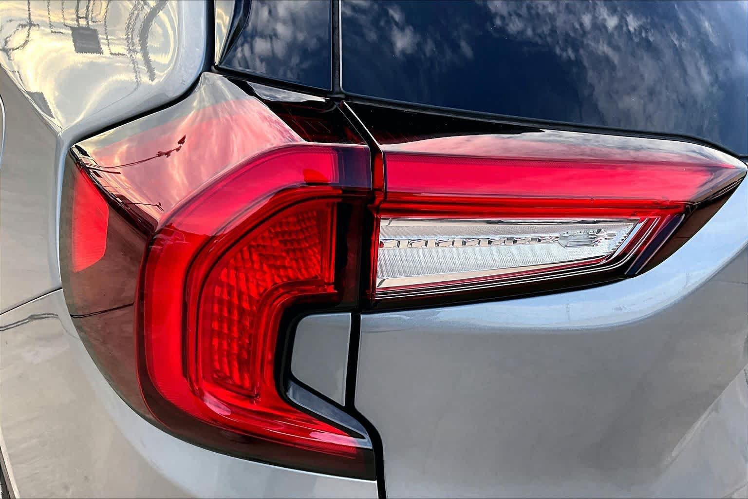 Used 2024 GMC Terrain AT4 w/ Tech Package AWD/4WD image 29