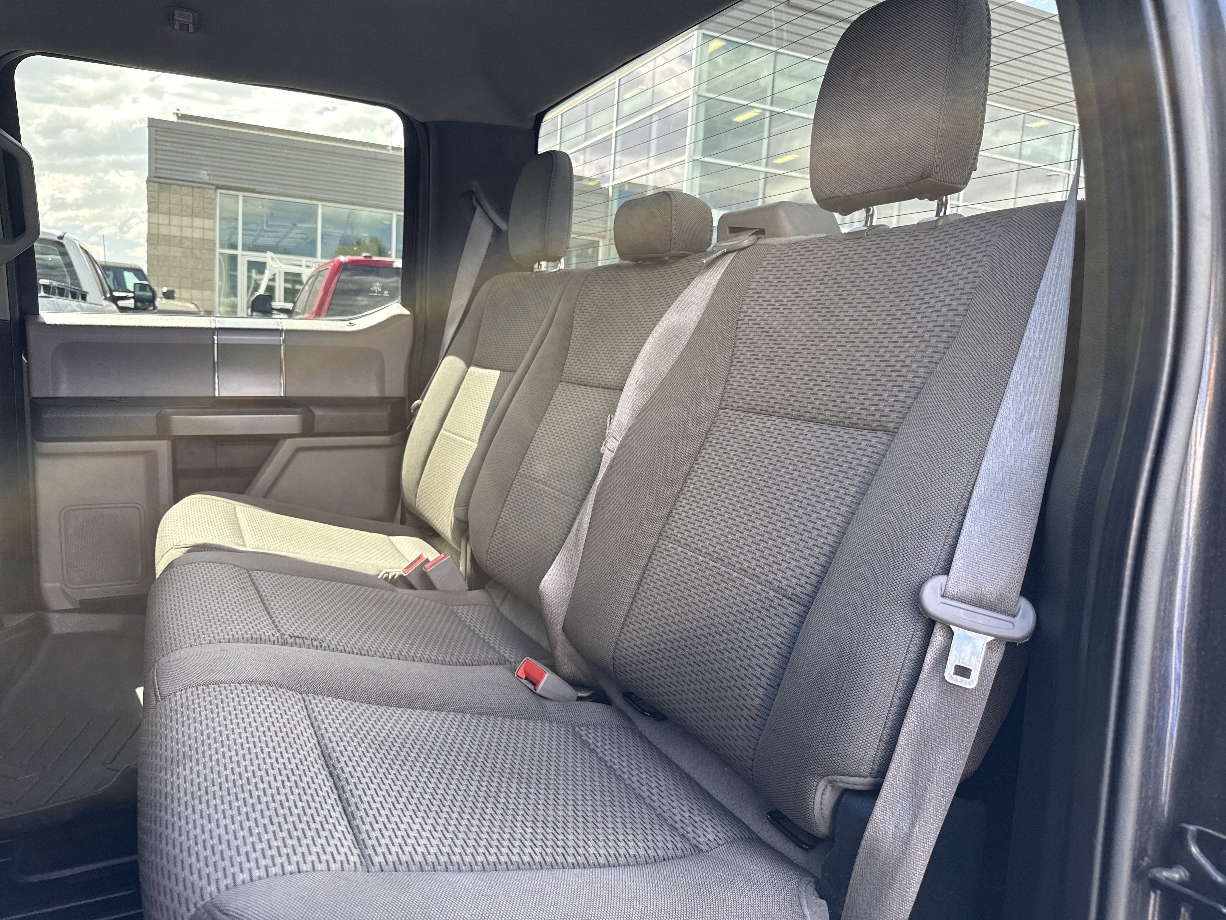 Used 2020 Ford F150 XLT w/ Equipment Group 302A Luxury AWD/4WD image 27
