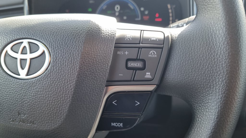 Used 2026 Toyota Camry LE FWD image 22