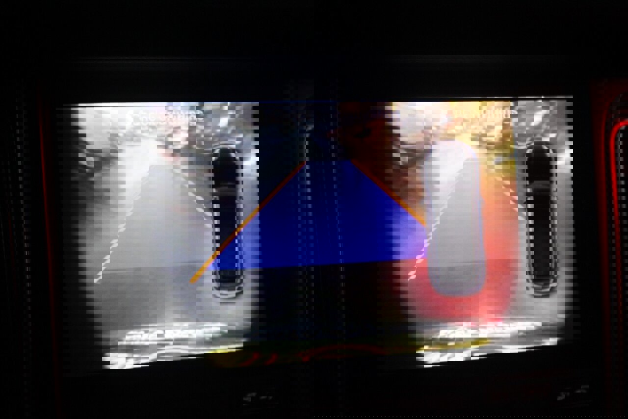 Used 2017 Porsche Macan S image 11