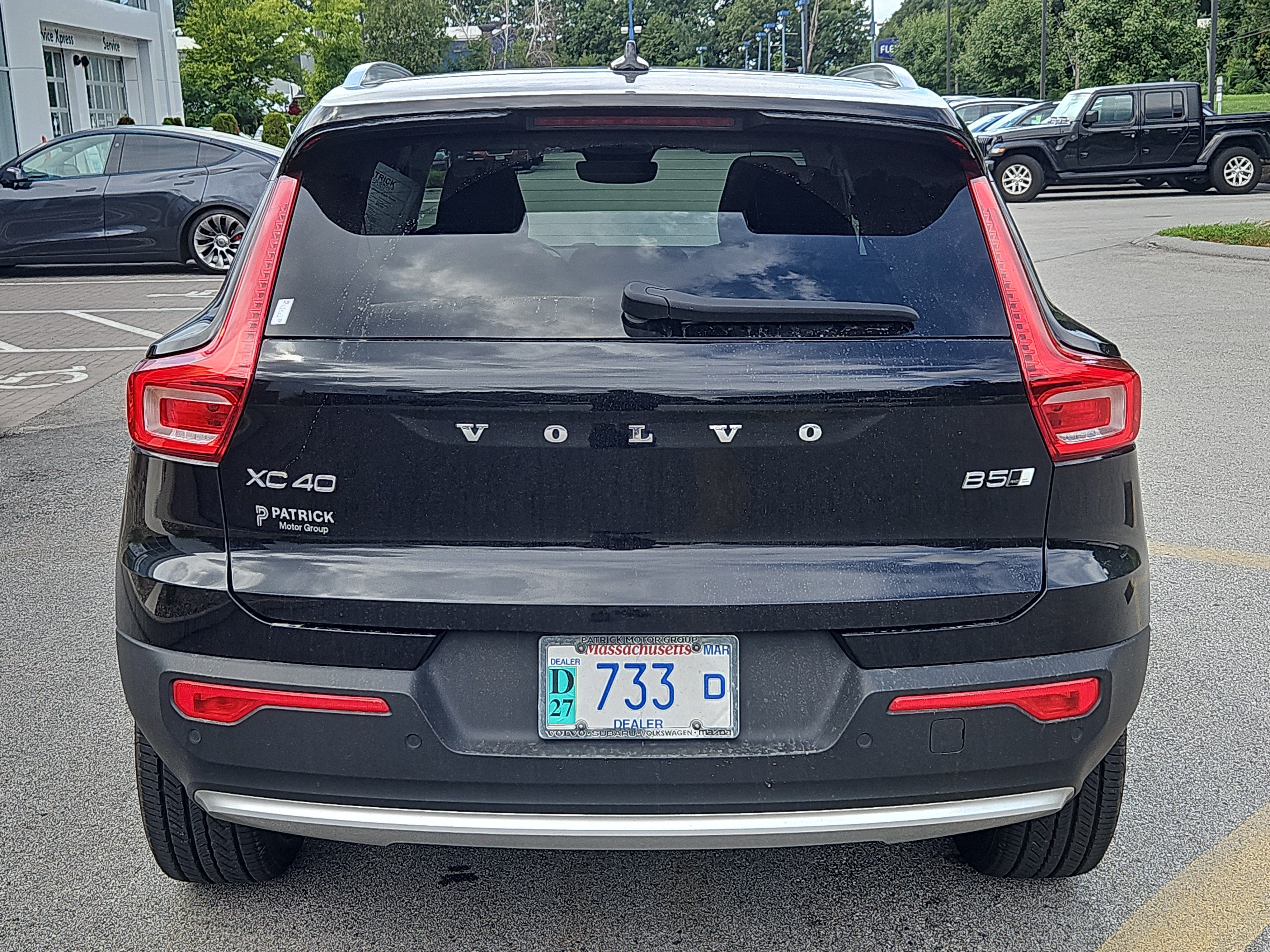 Used 2023 Volvo XC40 B5 Ultimate w/ Protection Package Premier AWD/4WD image 29