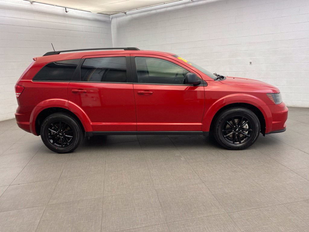 Used 2020 Dodge Journey SE w/ SE Popular Equipment Group FWD image 6