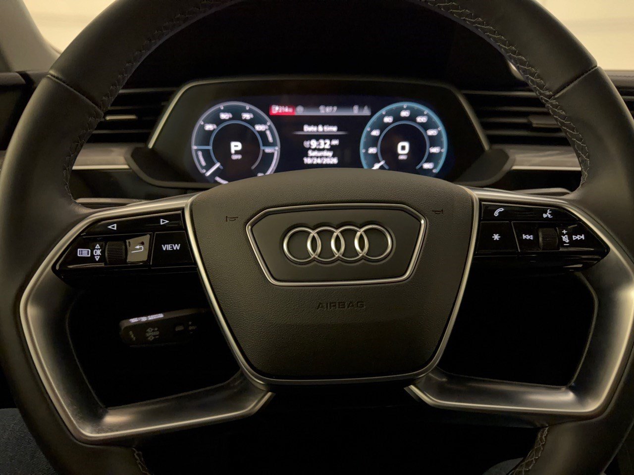 Certified 2024 Audi Q8 e-tron Premium Plus AWD/4WD image 10