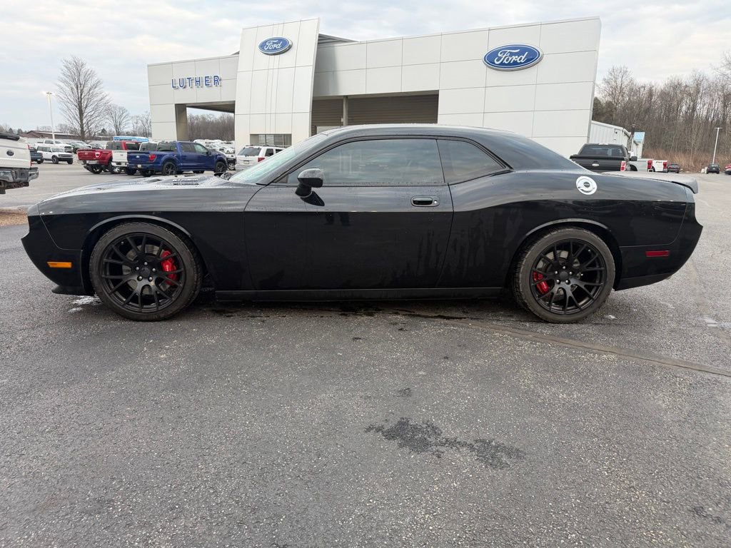 Used 2009 Dodge Challenger SRT8 w/ SRT Option Group II image 2