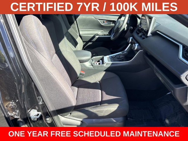 Used 2024 Toyota RAV4 SE AWD/4WD image 9