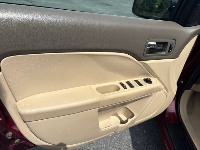 Used 2006 Ford Fusion SE FWD image 14