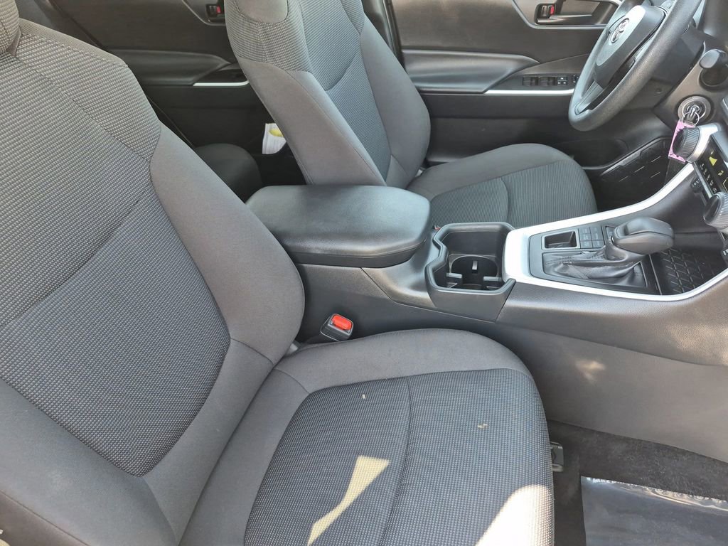 Used 2024 Toyota RAV4 LE image 16