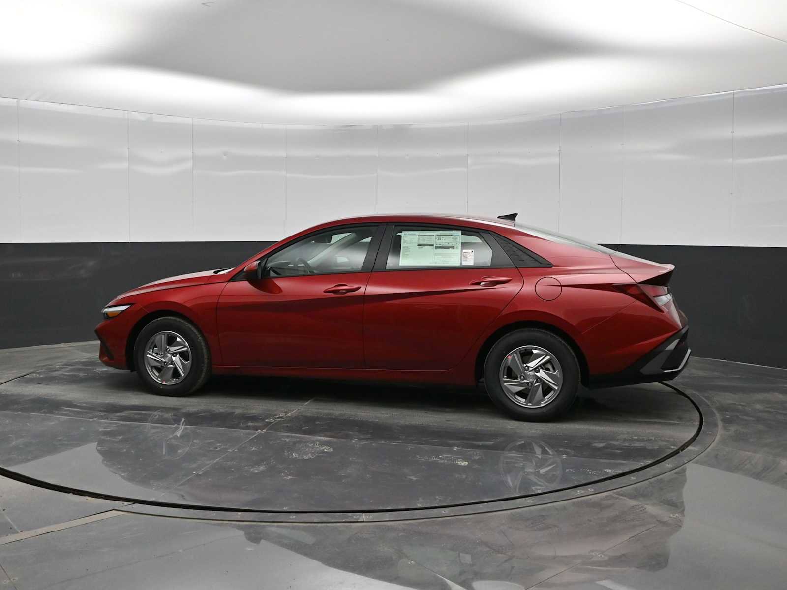 New 2026 Hyundai Elantra SE image 5