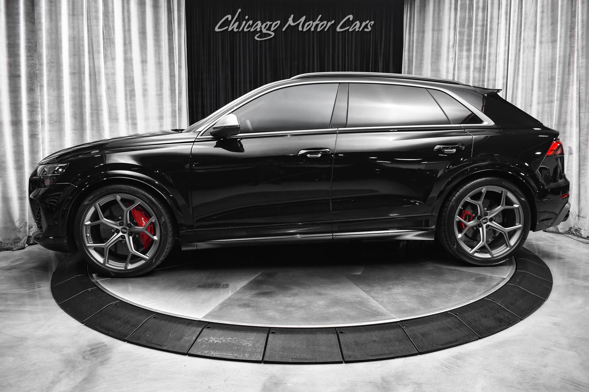 Used 2025 Audi RS Q8 performance image 1