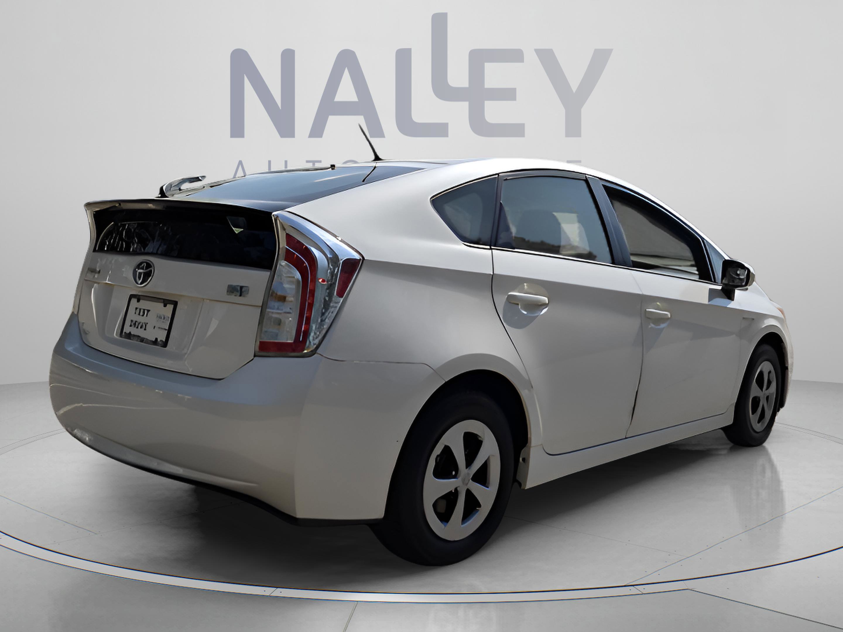 Used 2013 Toyota Prius Two image 5