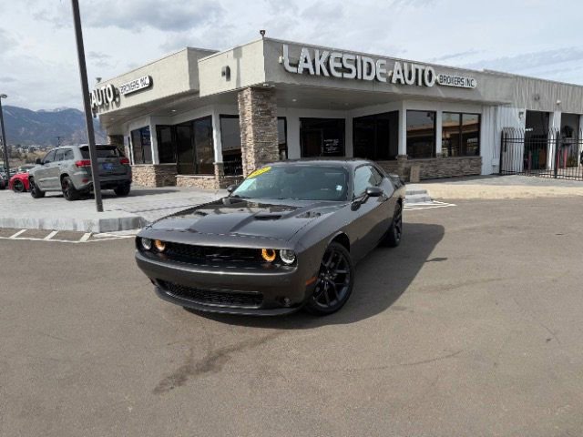 Used 2022 Dodge Challenger SXT w/ Blacktop Package