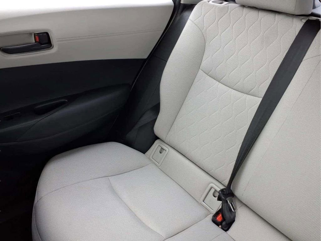 Used 2022 Toyota Corolla Cross L FWD image 16