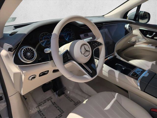 New 2026 Mercedes-Benz EQS 400 4MATIC SUV image 3