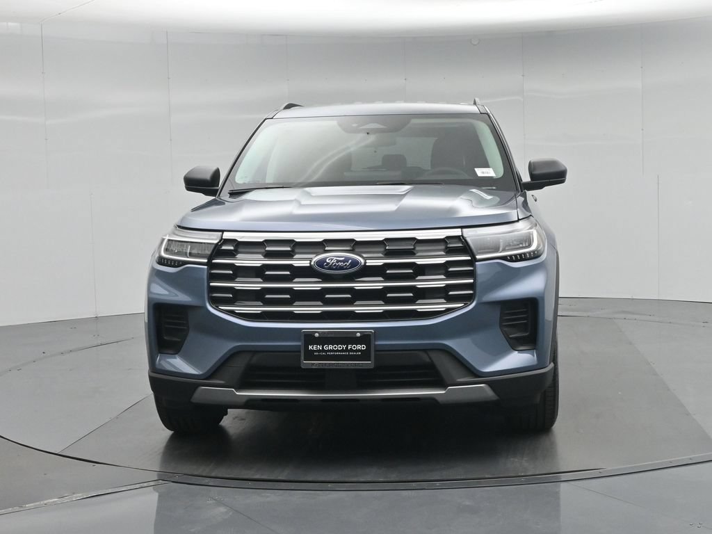New 2026 Ford Explorer Active RWD image 24