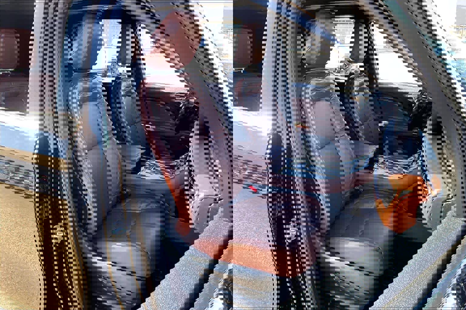 Used 2025 Lincoln Aviator Reserve image 9