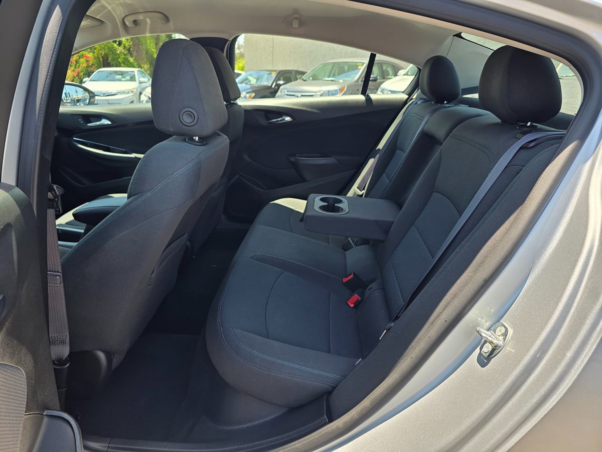 Used 2016 Chevrolet Cruze LT w/ Convenience Package FWD image 18