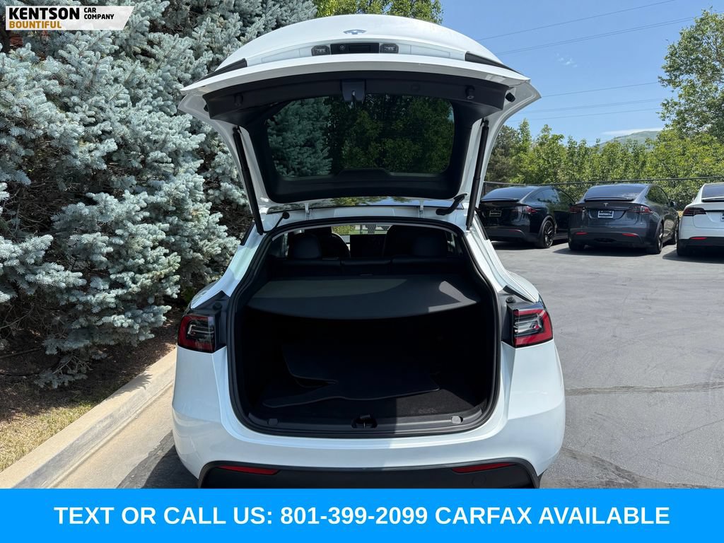 Used 2023 Tesla Model Y Long Range AWD/4WD image 30