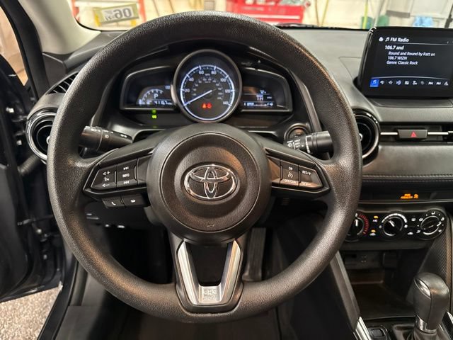 Used 2019 Toyota Yaris LE FWD image 12