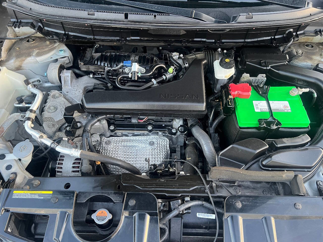 Used 2014 Nissan Rogue SV w/ SV Premium Package image 39