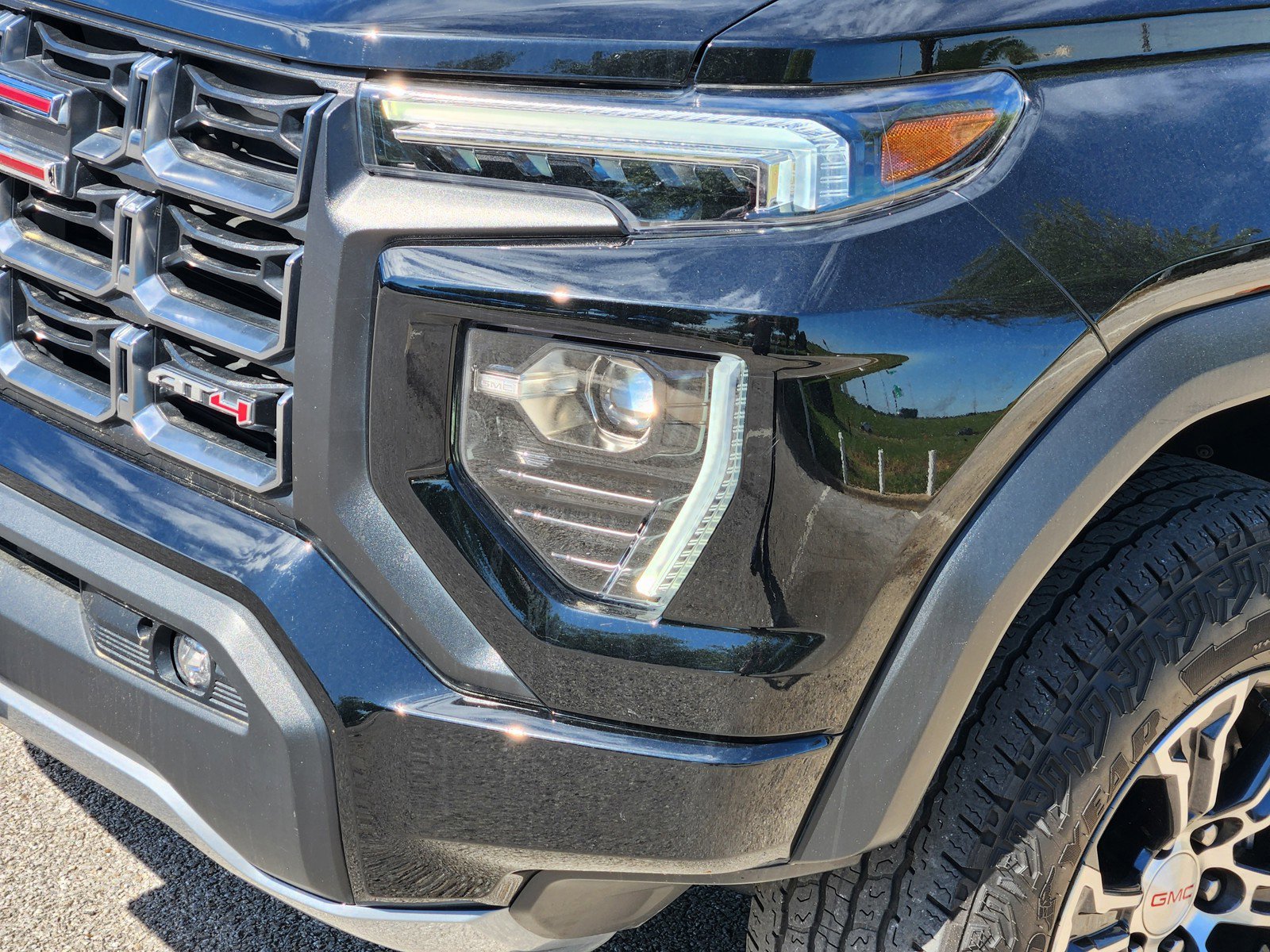 Certified 2024 GMC Canyon AT4 w/ Canyon Safety Plus Package image 27
