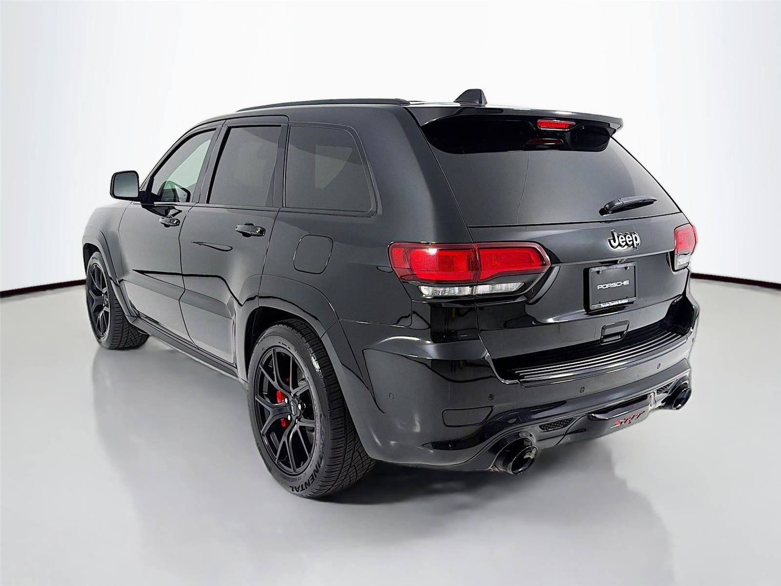 Used 2021 Jeep Grand Cherokee SRT w/ Trailer Tow Group IV AWD/4WD image 3