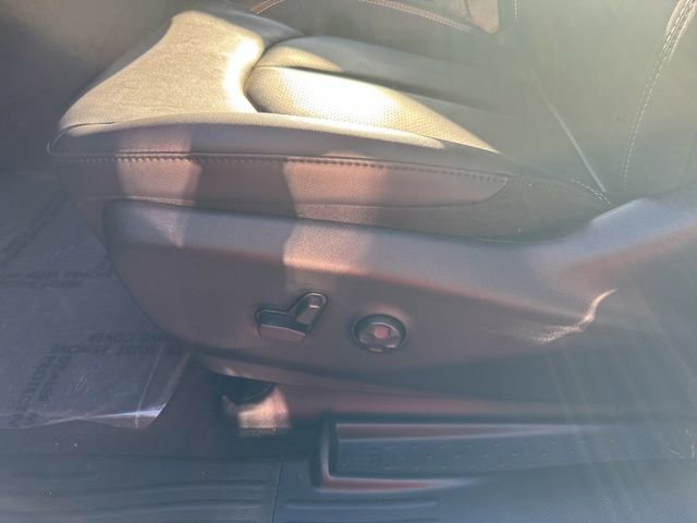 New 2026 Chrysler Pacifica Select image 8