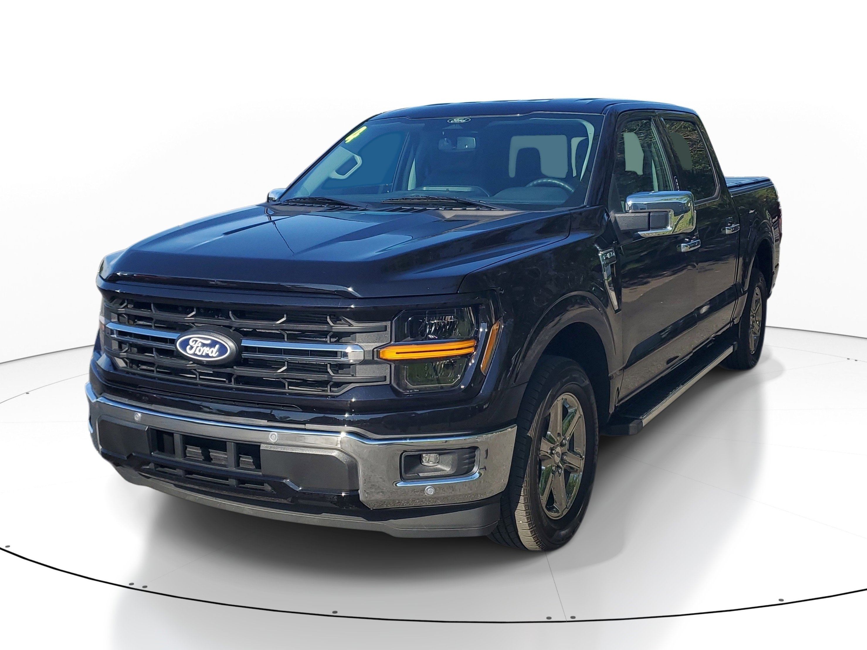 Used 2024 Ford F150 XLT w/ Equipment Group 302A MID RWD image 3