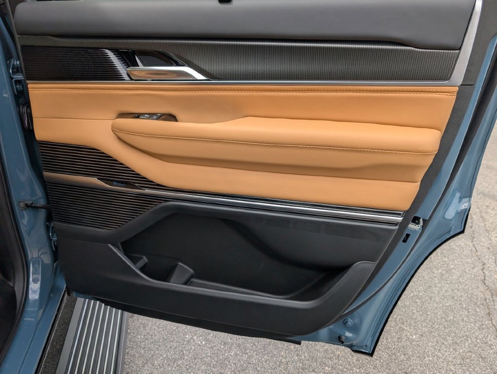 New 2026 Jeep Grand Wagoneer Summit AWD/4WD image 31