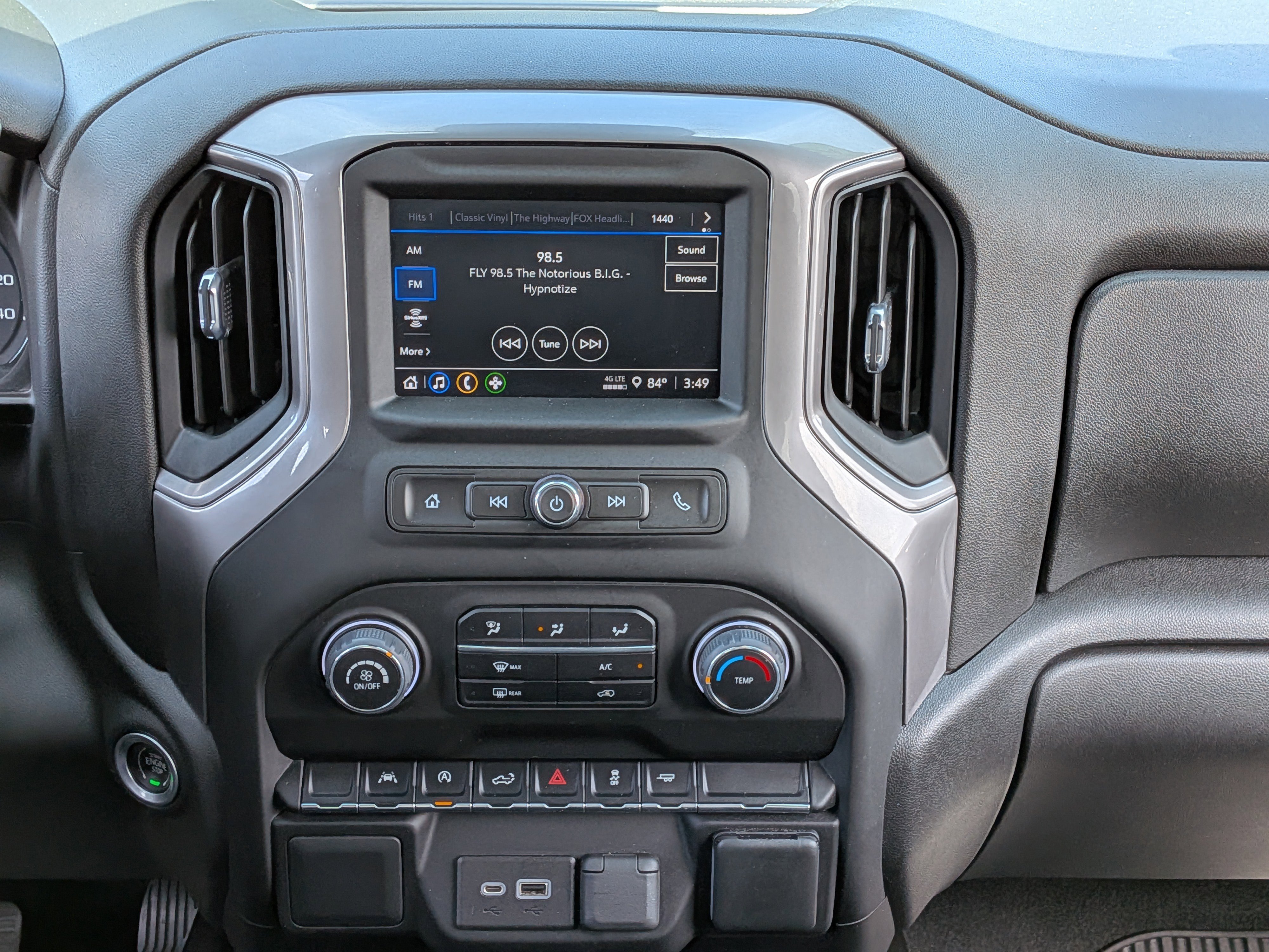 Used 2022 Chevrolet Silverado 1500 Custom RWD image 18