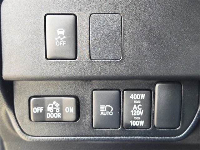 Used 2023 Toyota Tacoma TRD Off-Road image 24