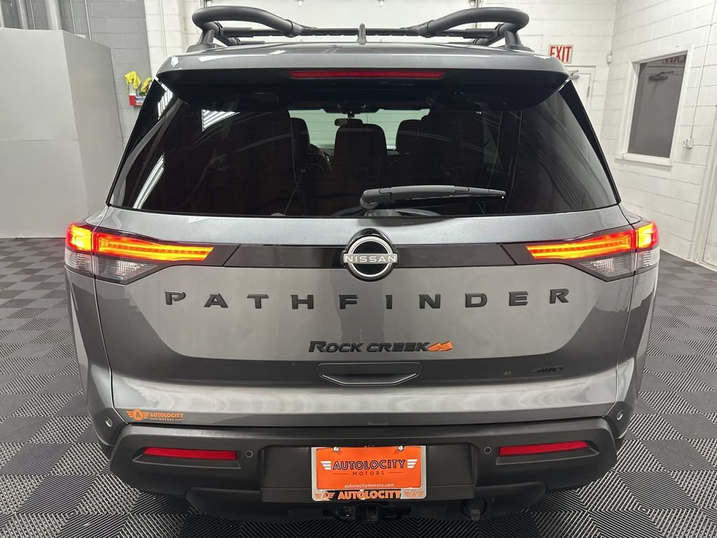 Used 2025 Nissan Pathfinder Rock Creek AWD/4WD image 9