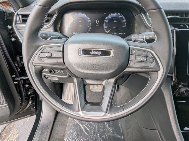 New 2025 Jeep Grand Cherokee Altitude image 20