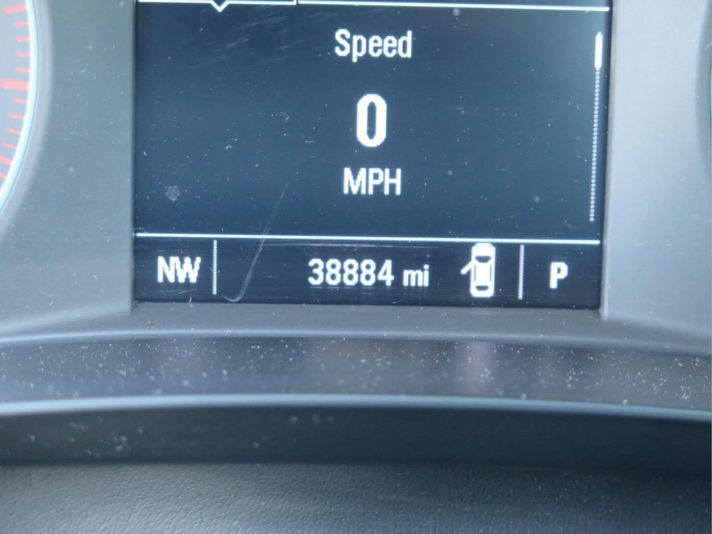 Used 2025 Chevrolet Malibu LT FWD image 13