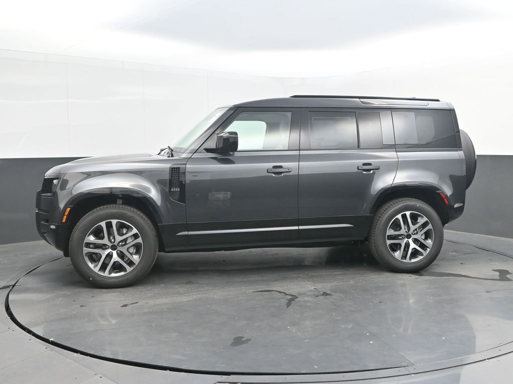 New 2026 Land Rover Defender 110 X-Dynamic SE AWD/4WD image 2