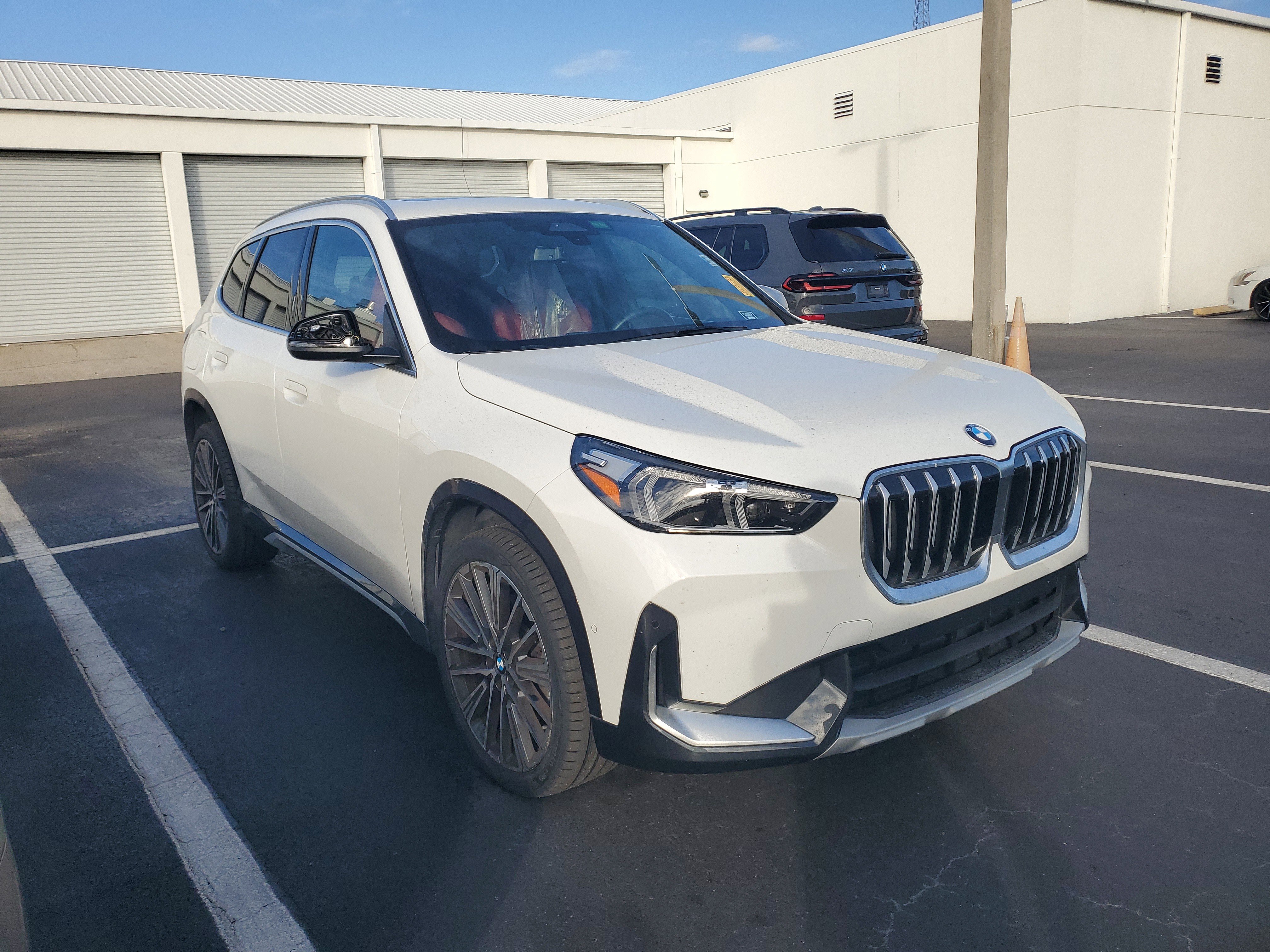Used 2024 BMW X1 xDrive28i w/ Convenience Package image 2