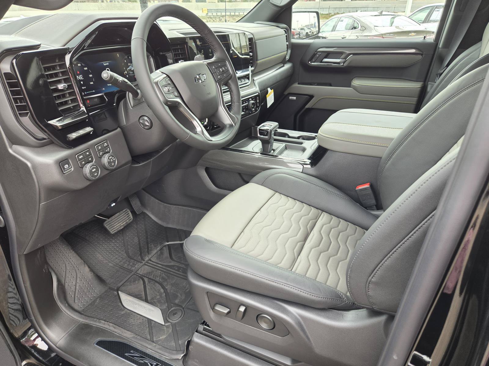New 2026 Chevrolet Silverado 1500 ZR2 w/ LPO, Dark Essentials Package AWD/4WD image 14