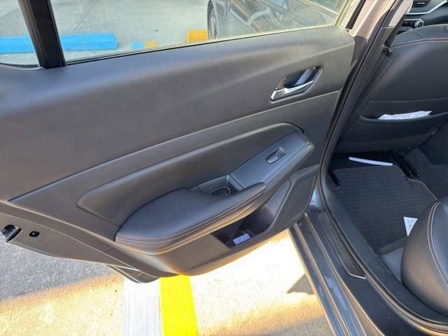 Used 2020 Nissan Altima 2.0 SR image 17