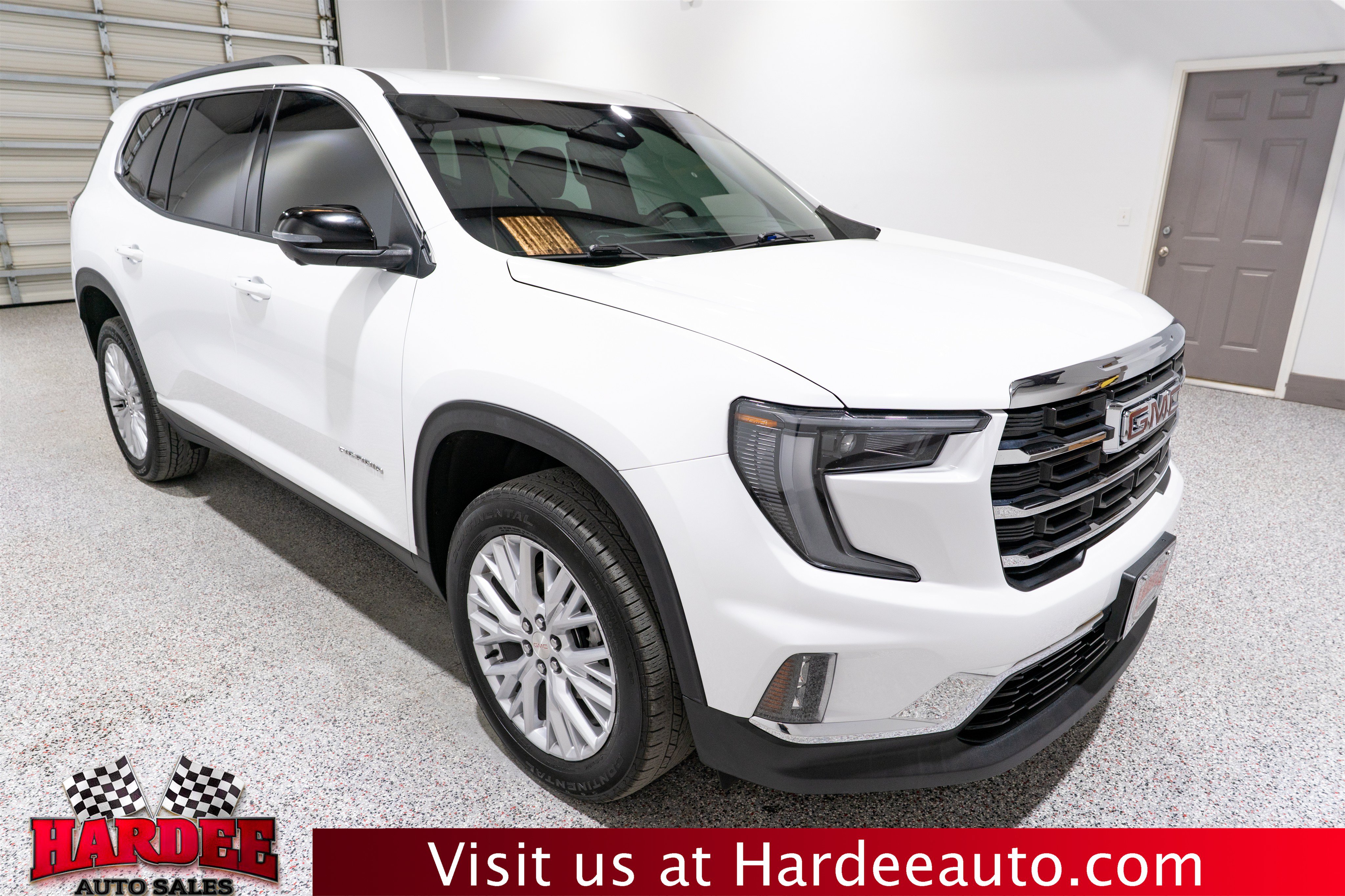 Used 2026 GMC Acadia Elevation w/ Elevation Premium Package FWD image 6