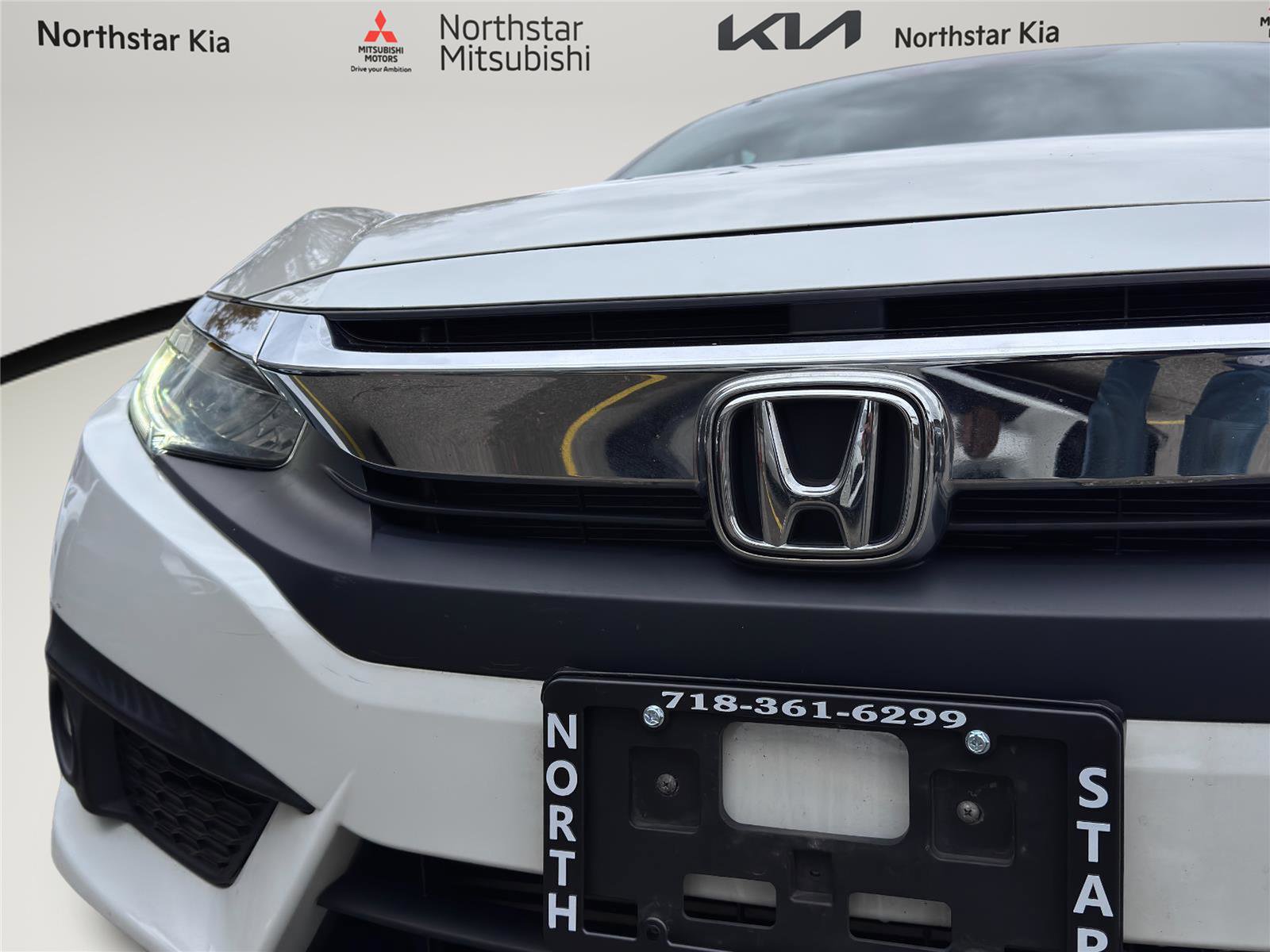 Used 2016 Honda Civic Touring image 25