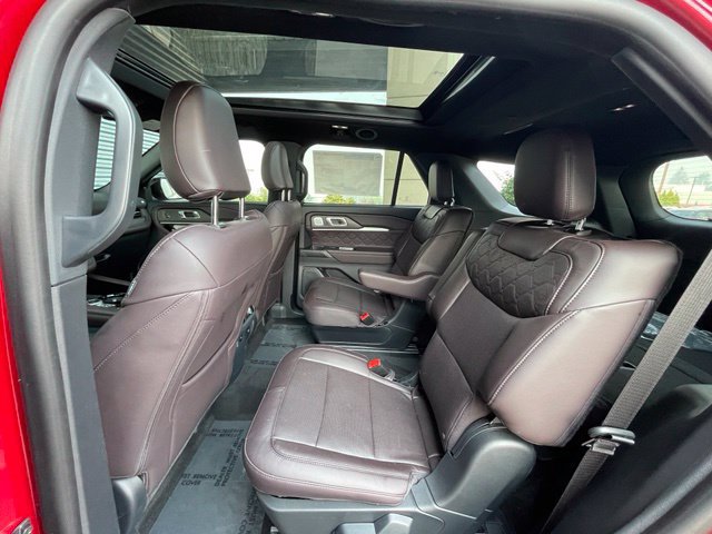 New 2026 Ford Explorer Platinum AWD/4WD image 8
