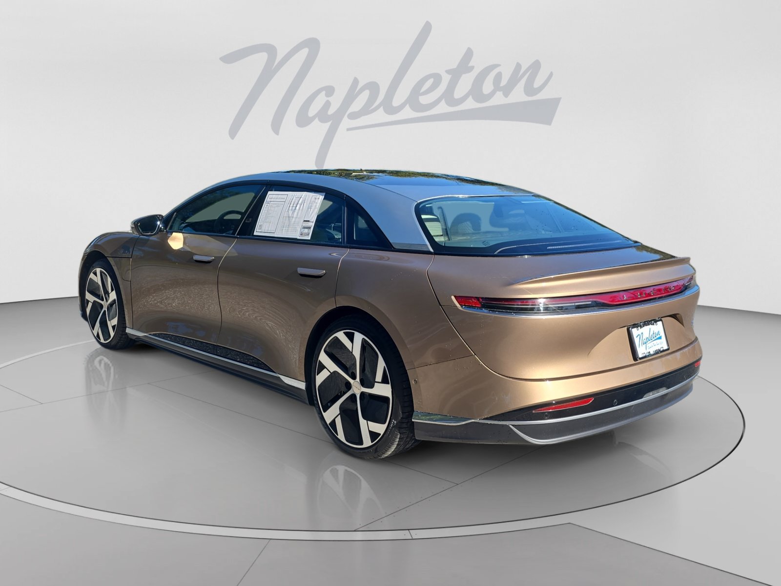 Used 2022 Lucid Air Dream Edition AWD/4WD image 3