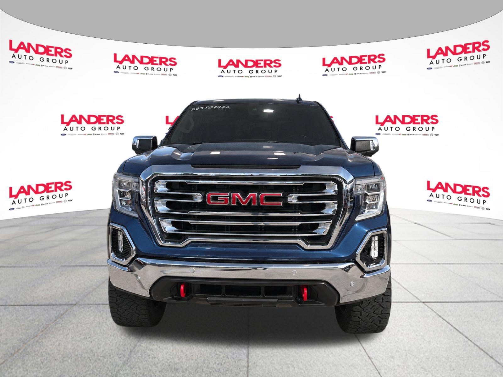 Used 2019 GMC Sierra 1500 SLT w/ SLT Premium Plus Package AWD/4WD image 2