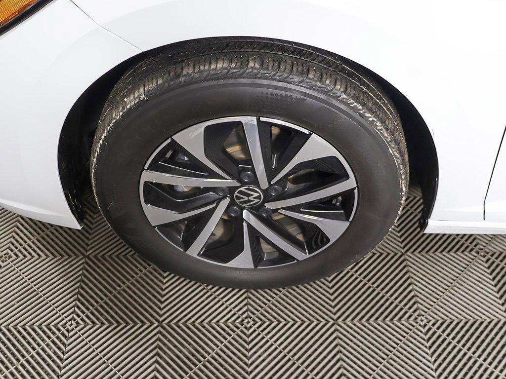 Used 2024 Volkswagen Jetta S image 15